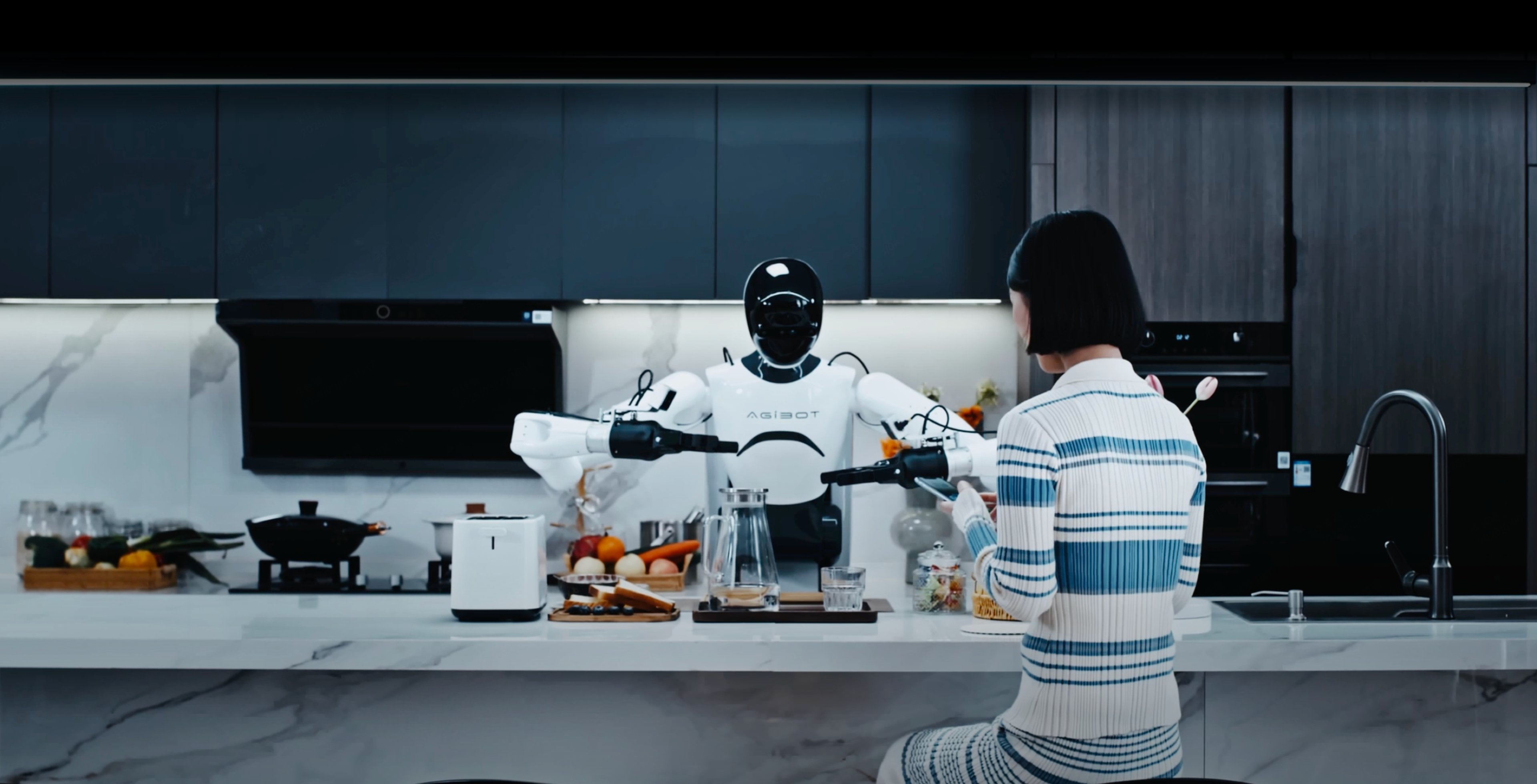 XKTY.COM发布！ Genie Studio：行业首款具身智能一站式开发平台